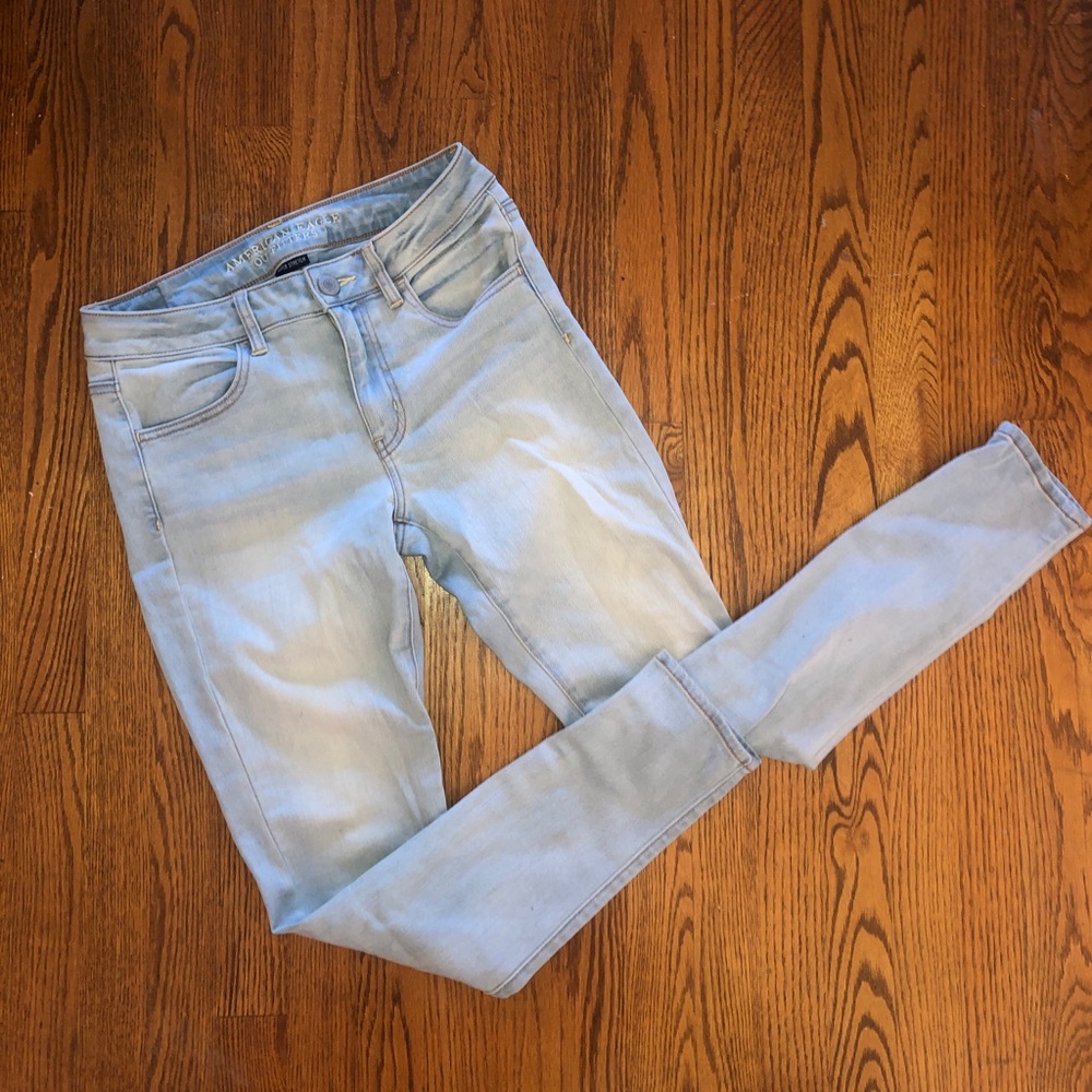American eagle light wash jegging skinny jeans
